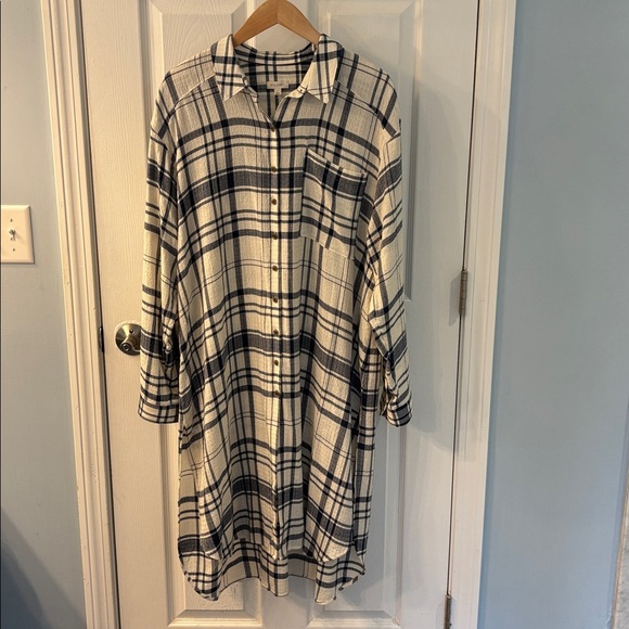 NWT Anthropologie Pilcro Side-Slit Maci Tunic Buttondown in Ivory Plaid, size L - Picture 5 of 12